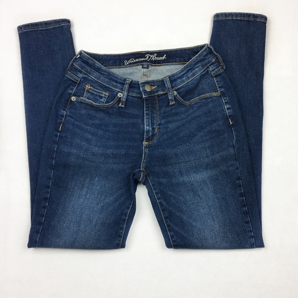 👖Universal Thread Curvy Skinny Jeans, size 27/26S